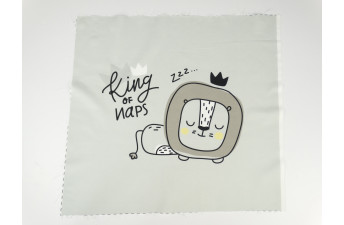 Лев king of naps на светло сером